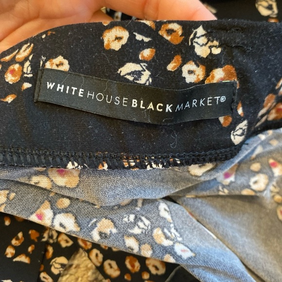 White House Black Market The Wide Leg Pants Floral Black Small Short - Picture 6 of 7